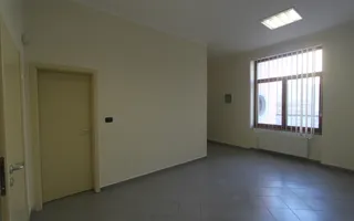 Birouri în vila - zona Balcescu - Poză 12