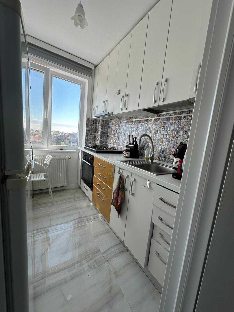 Apartament 2 camere de vânzare - Piața Romană - mobilat nou, vedere pe spate - Poză 5