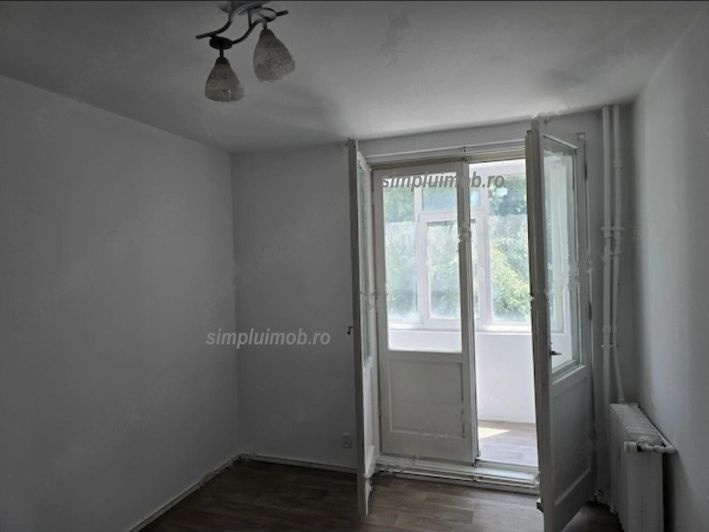 Proprietar, vand ap. 3 camere semidecomandat, Gorjului, et. 3 9 - Poză 5