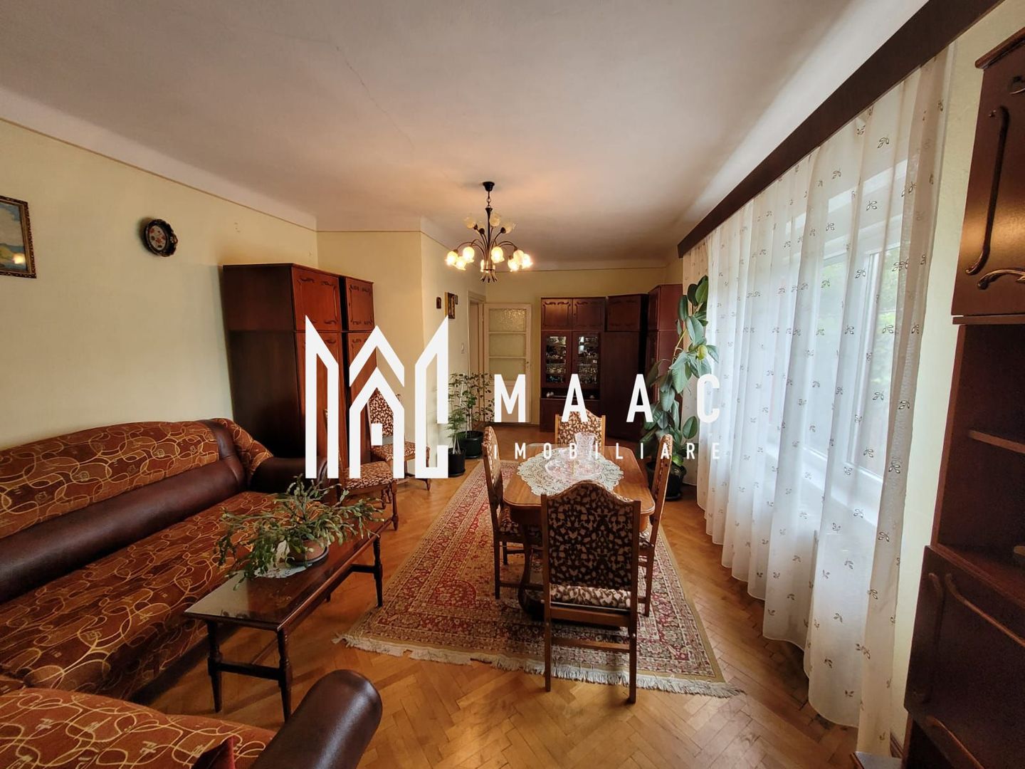 Casa Individuala | Piata Cluj | 6 Camere | 520 mp Teren - Poză 3
