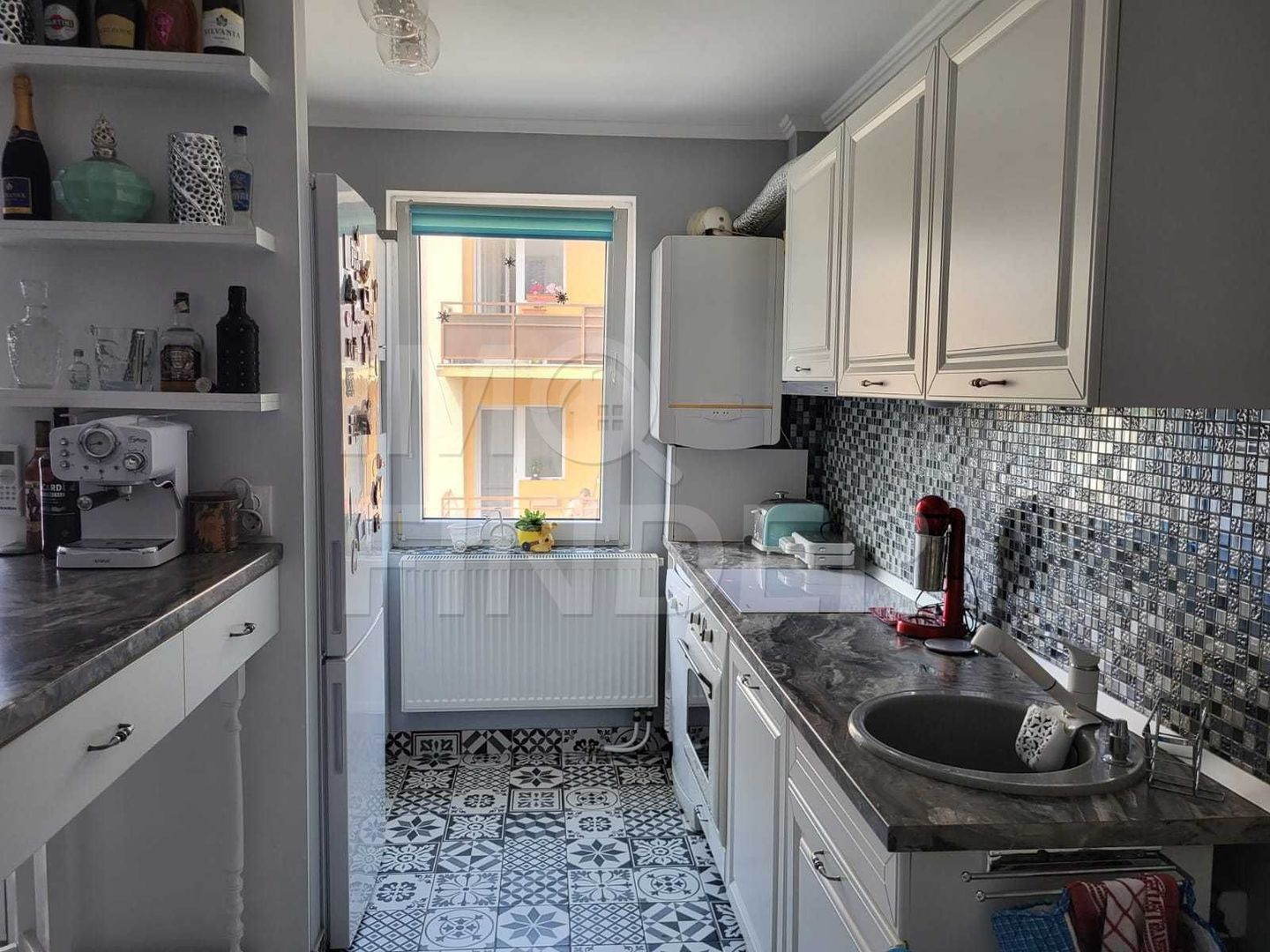 3 camere Superfinisate et 1 cu Parcare Buna Ziua - Poză 5