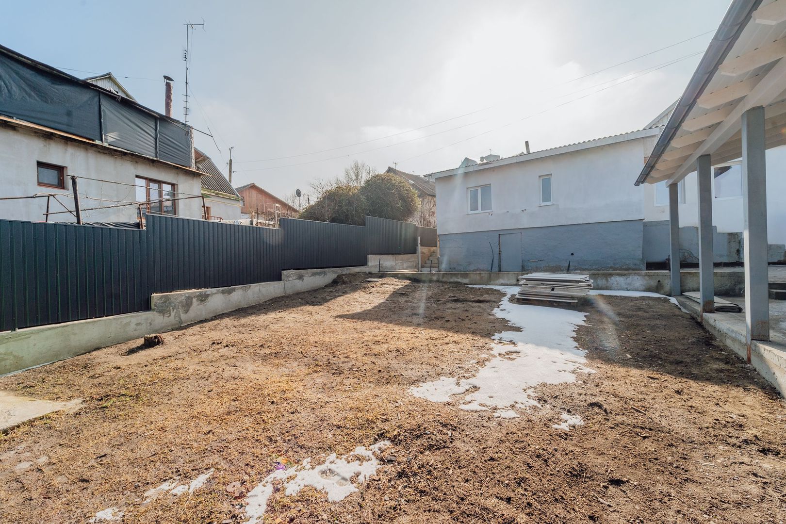 Casă în Vatra - strada centrală Linella - Poză 21