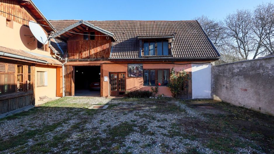 Casa de vanzare Rasnov + Spatiu Comercial | Teren 1062mp - Poză 12