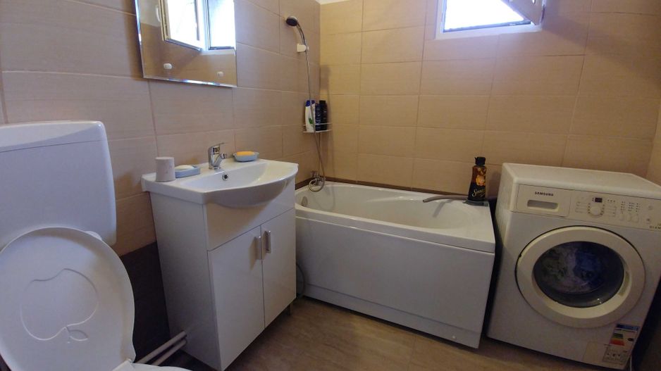 Apartament 3 camere, decomandat, 65mp, 3/8 ,Rahova, - Poză 2