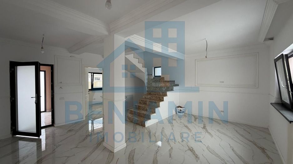 Casa P+1 Living-Bucatarie-3 Dormitoare-Toate utilitatile-Disponibila - Poză 2