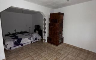 CASA CU TEREN 2500 MP LA 23 KM DE CRAIOVA CU TEAVA DE GAZE - Poză 8
