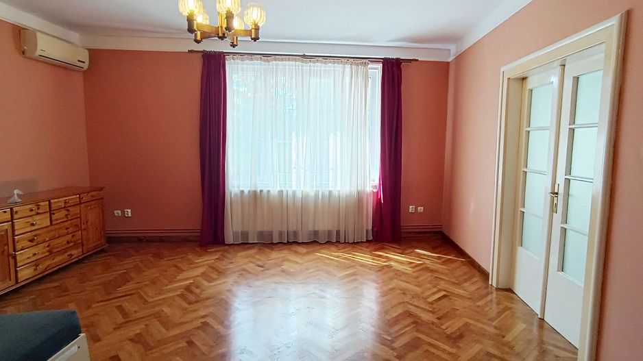 Apartament cu suprafata de 110mp-zona colinei - Poză 6