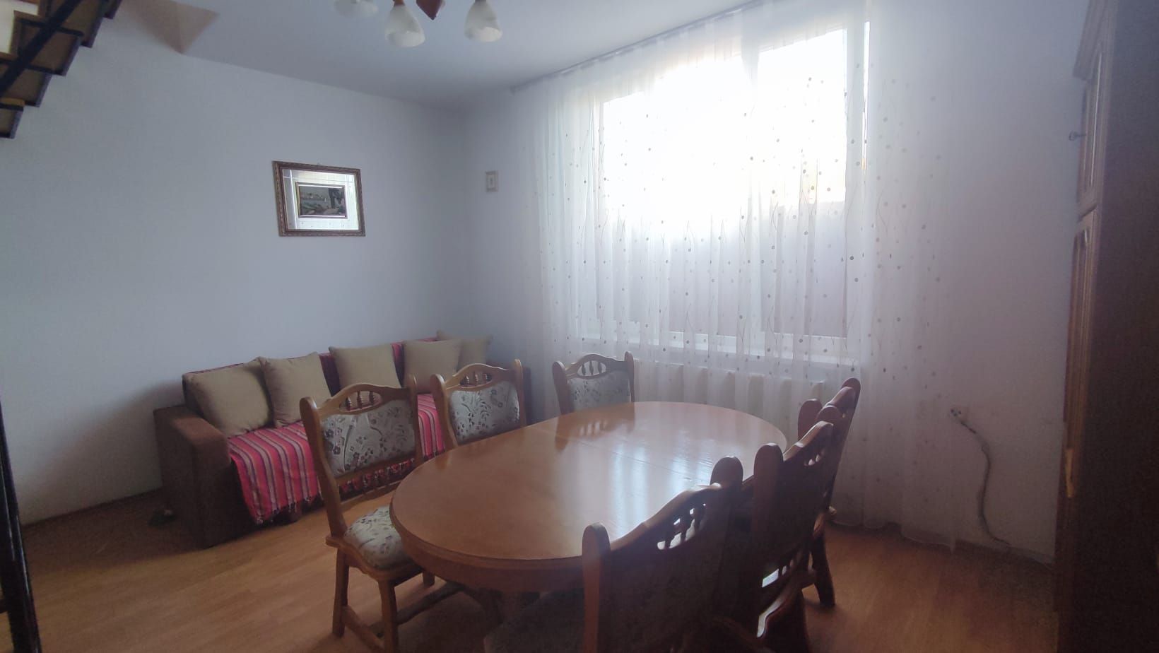 Casa de Inchiriat zona Piata 1 Mai - Poză 1