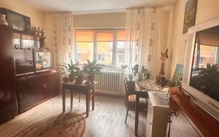 Garsoniera Etaj 1, Zona Cetate, Decomandata - Poză 7