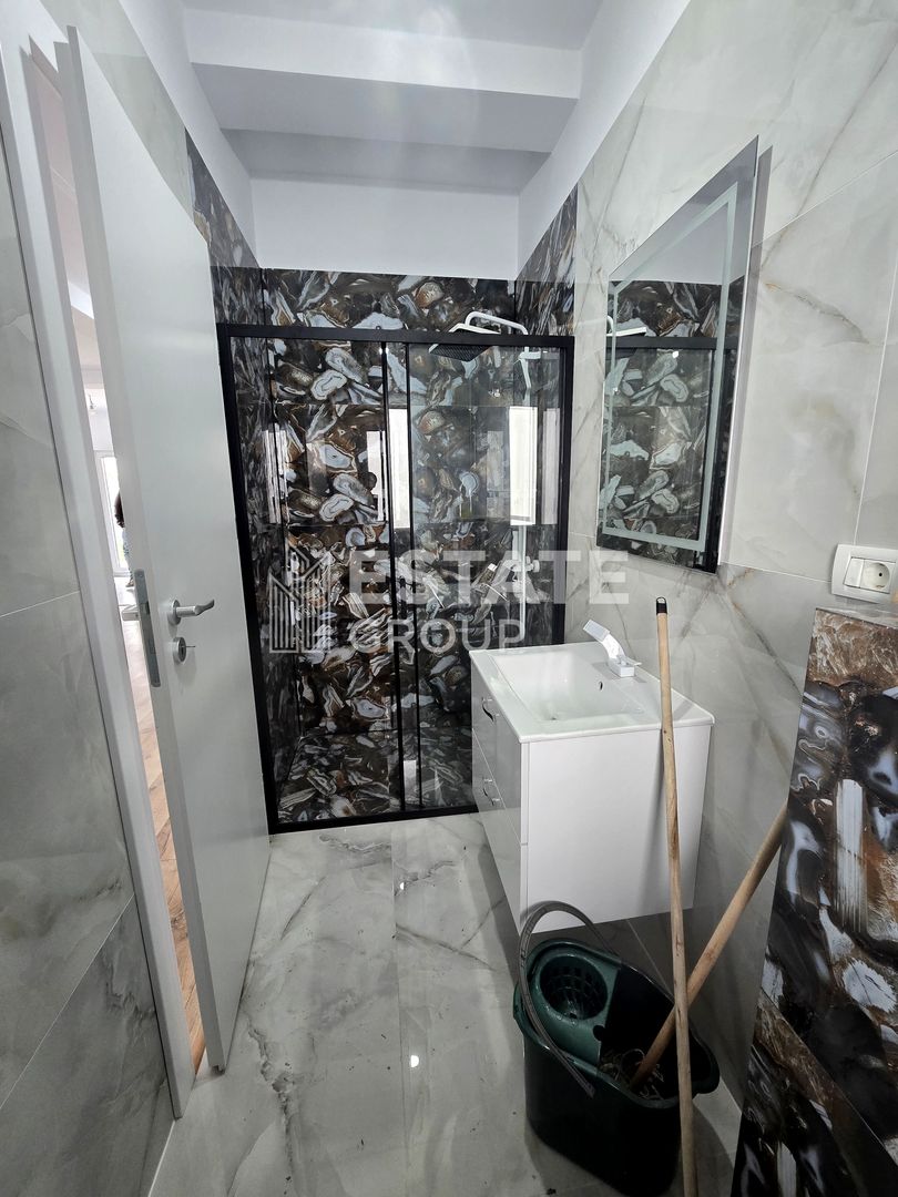 Duplex cu 5 camere despartit prin garaj in Giarmata - Poză 9