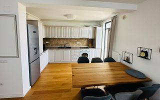 Apartament modern de lux, luminos, cu parcare inclusă - Poză 2