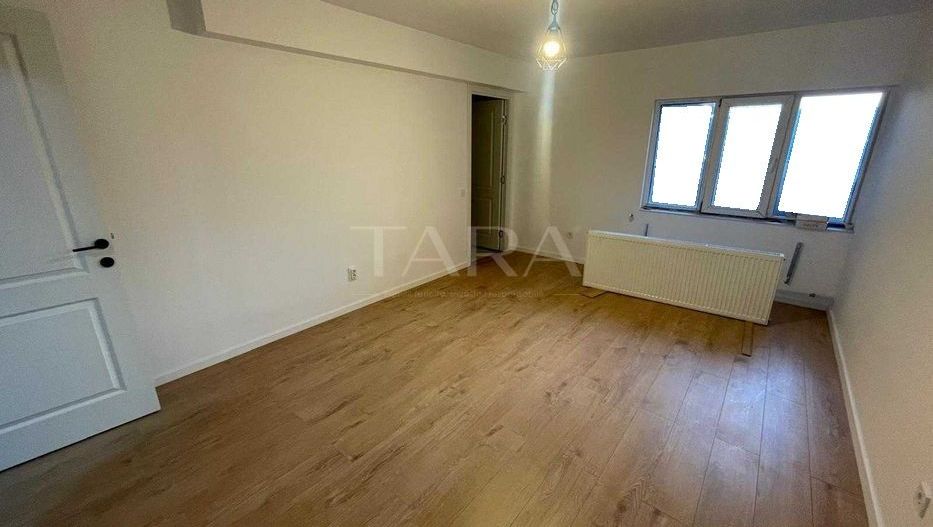 Apartament finisat 100 mp, cu intrare separată, Baciu, zona Primăriei - Poză 4