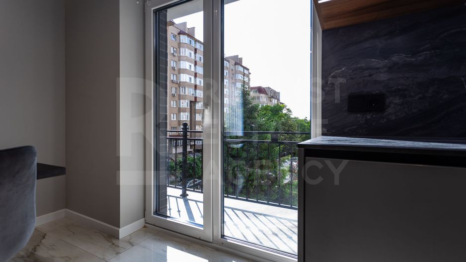 Chirie, apartament, 2 camere, str. Petru Movilă, sectorul Centru - Poză 7