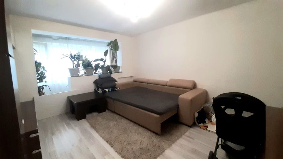 2 Camere,  etaj 4 din 10, decomandat, balcon, Metrou Tudor Vladimirescu - Poză 2