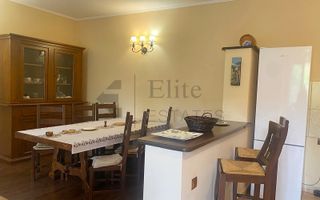 Casa ultracentrala - o oaza de liniste in inima orasului - Poză 4