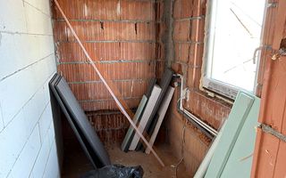 Casă modernă cu 4 camere și 300 mp de curte, in Sura Mica - Poză 7