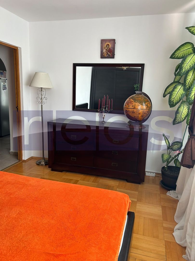 VANZARE 3 CAMERE SEMIDECOMANDAT – Bulevardul  Ferdinand 1 - Poză 3