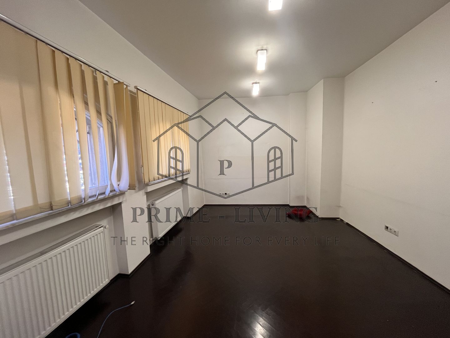 VILA INTERBELICĂ LA INCHIRIERE IN ZONA 1 MAI - Poză 4