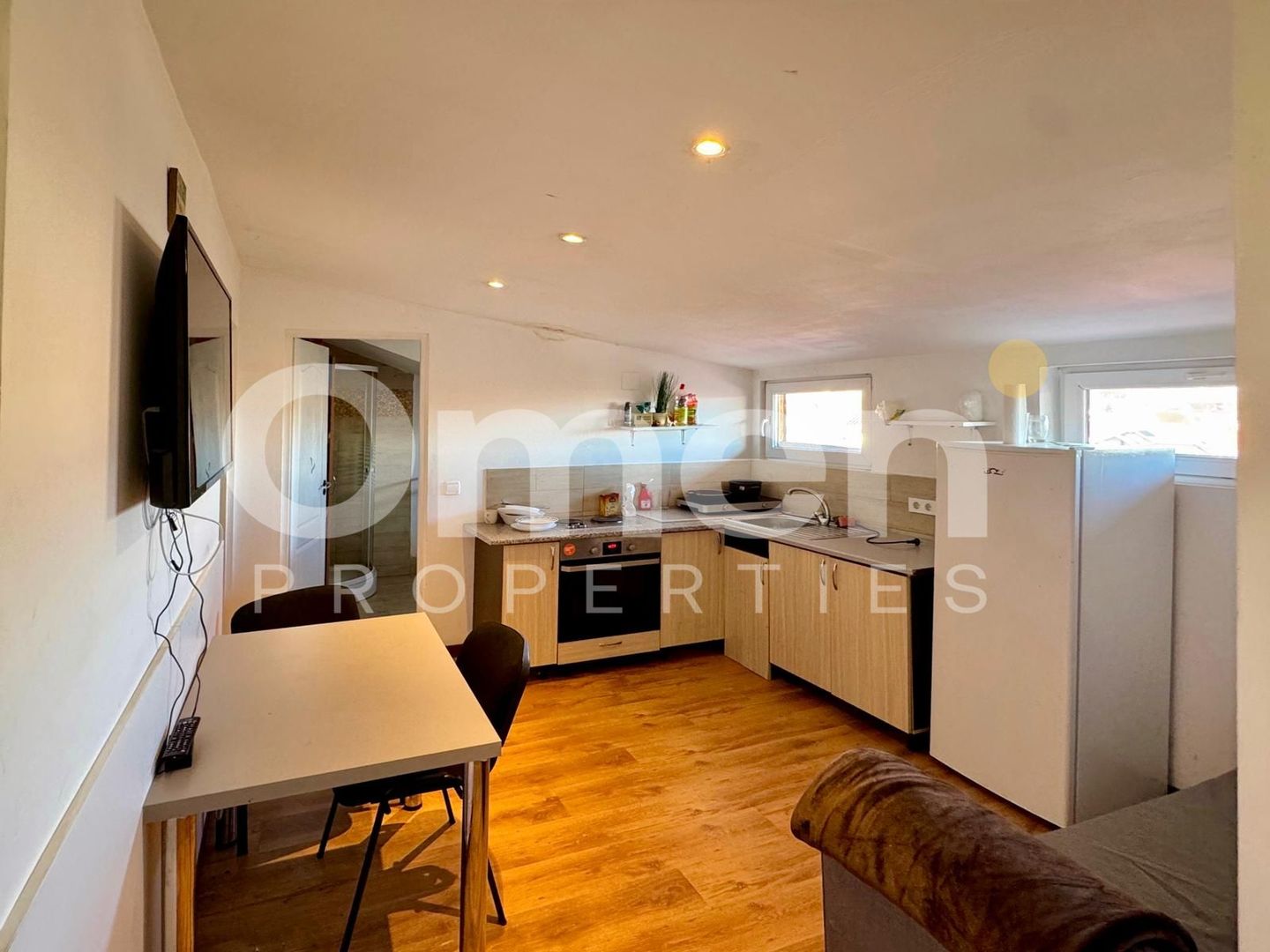 Apartament 3 camere de închiriat | Zona Mărul de Aur | mansardă | - Poză 1