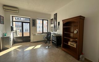 Apartament 4 camere 115 mp Ultracentral finisat modern pe Eroilor! - Poză 1