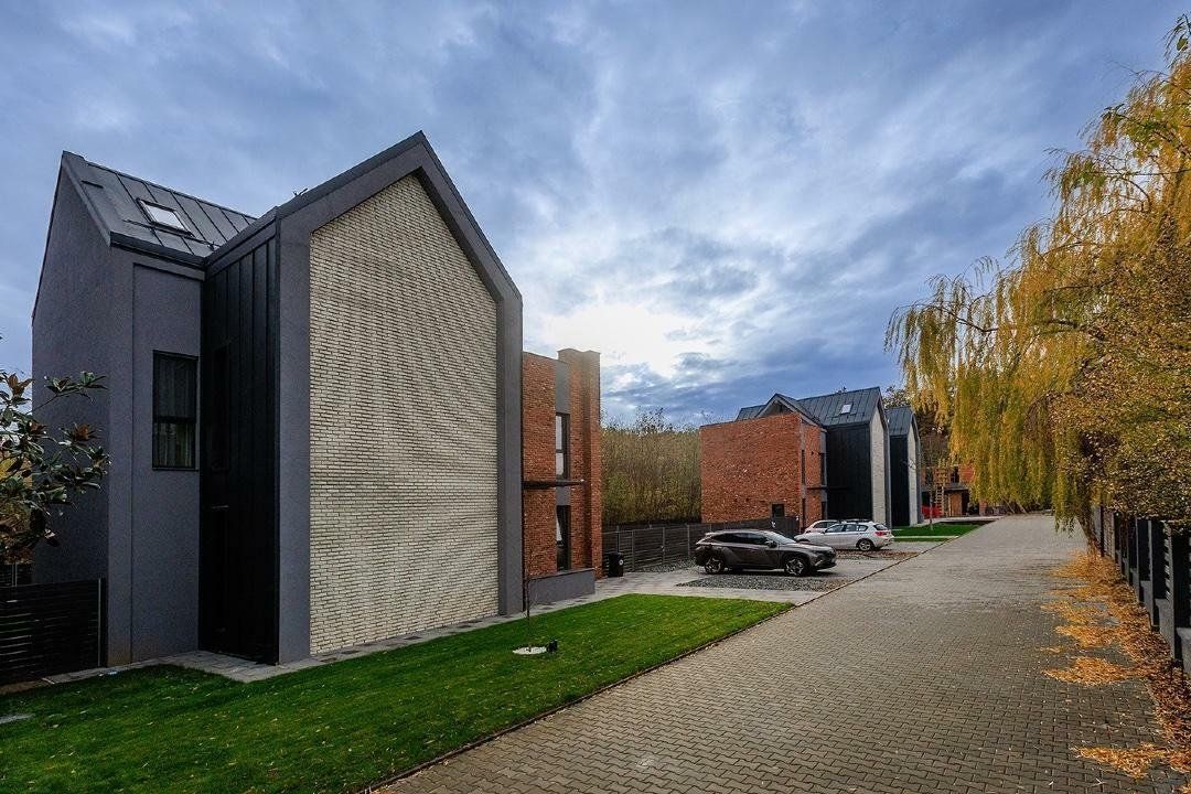 VILA 5 CAMERE | ARHITECTURA SCANDINAVA | CORBEANCA | LANGA PADURE - Poză 2