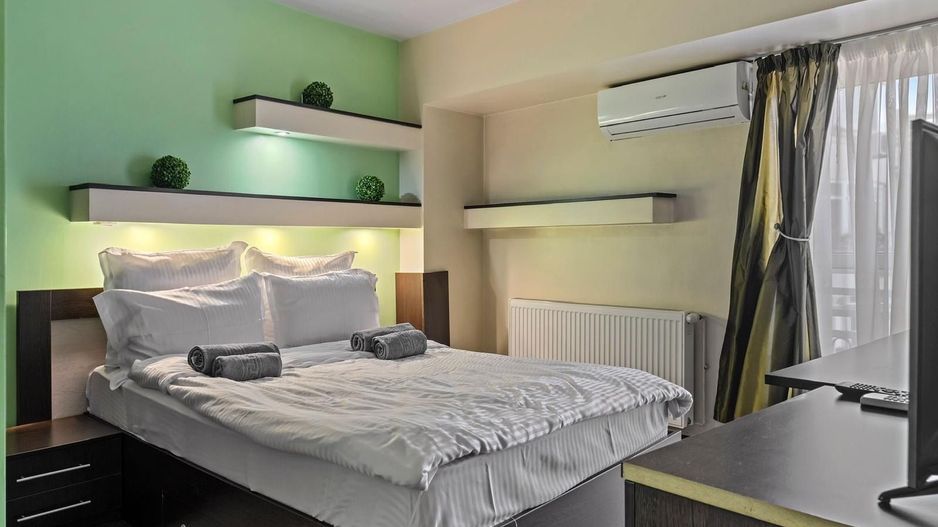 Ultracentral 4 camere Unirii renovat utilat mobilat  anul  1987 - Poză 4