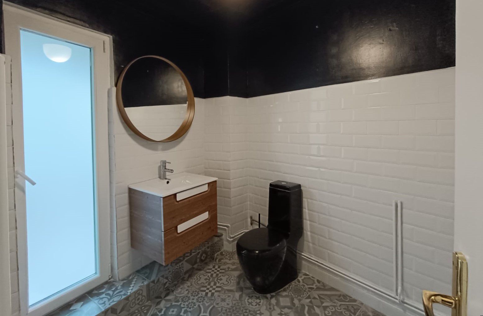 Inchiriem apartament complet renovat zona Universitatii - Poză 21