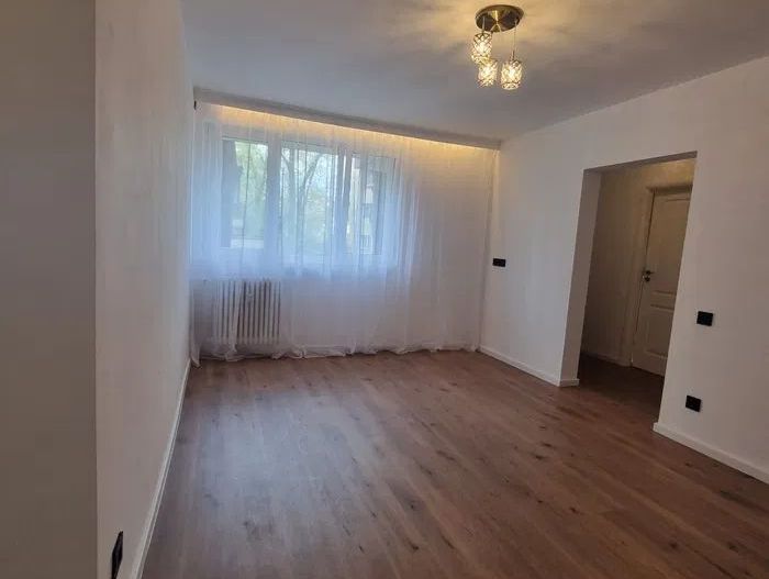 APARTAMENT 2 CAMERE 1 MAI | METROU - Poză 3