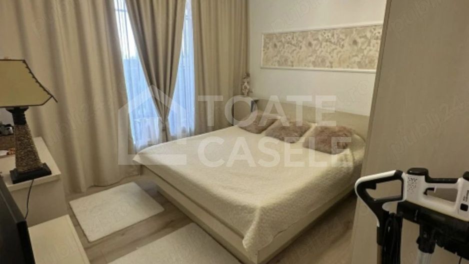 Penthouse generos în Plopilor- 170 mp, terasă 26 mp și o priveliște superbă - Poză 3