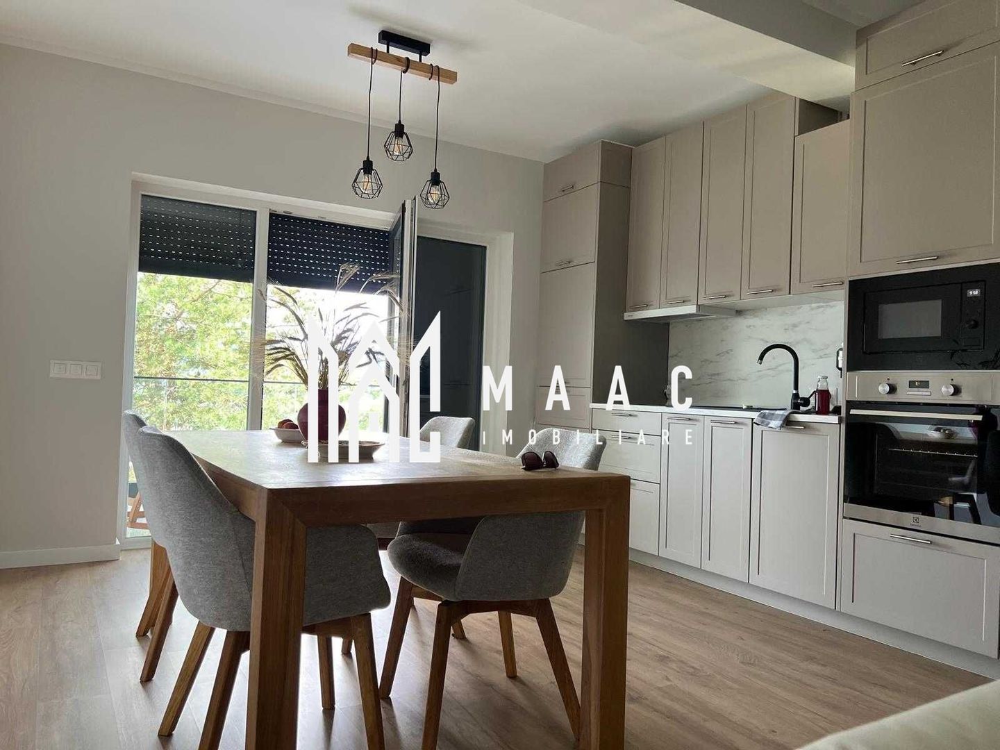 Apartament 2 camere | Etaj 1 | Modern | Balcon | Parcare - Poză 1