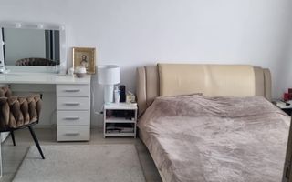 Apartament spațios cu 3 camere | Cartier Unirii - Poză 2