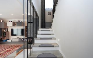 Casă ideală pentru familie în Brașov, Bunloc – spațioasă, luminoasă, priveliște - Poză 24