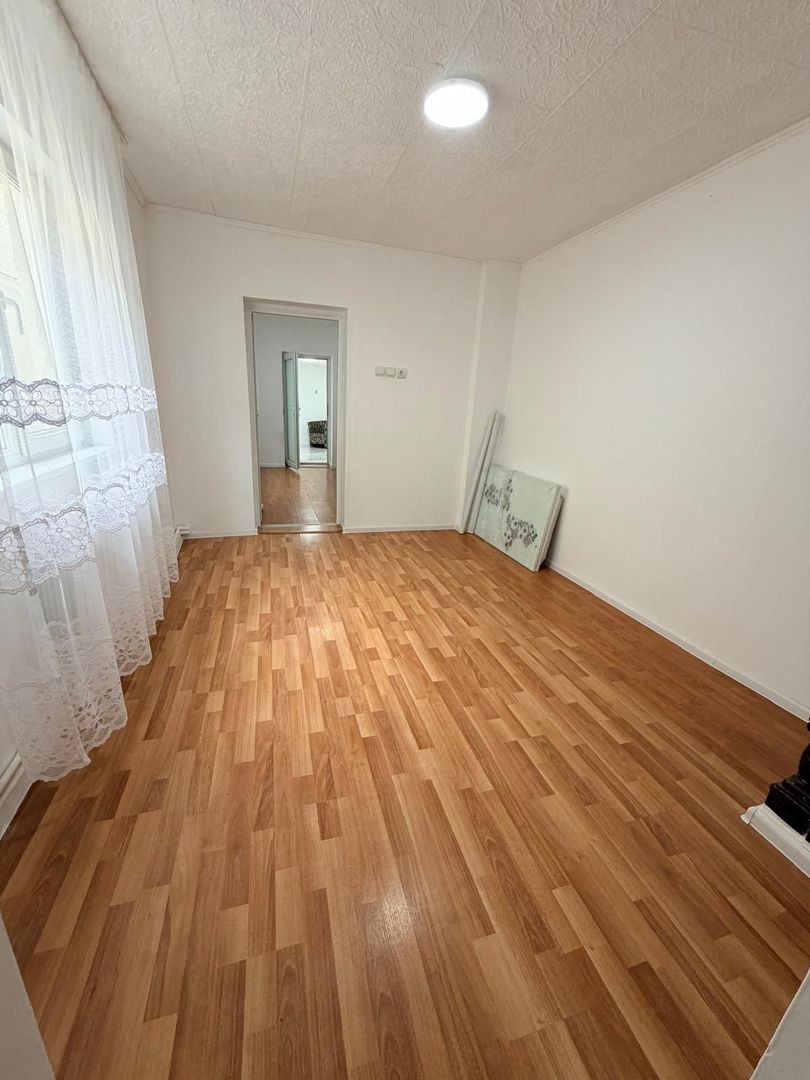 DE VÂNZARE – CASĂ , STR. NICOLAE TITULESCU, GIURGIU - Poză 6