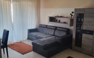 Apartament cu 3 camere, dispus pe 2 niveluri, Florești, zona Eroilor. - Poză 1