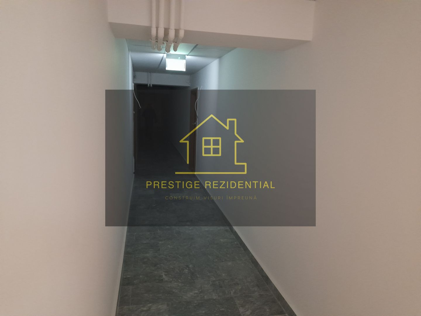 3 Cam, Parcare Inclusa, Titan-Pallady - Poză 7