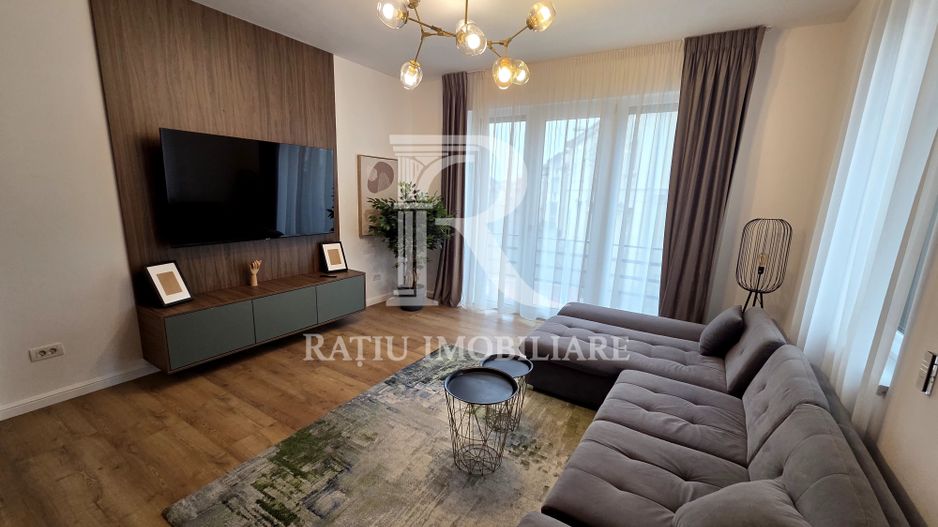 Apartament cu 3 camere | Etaj 1 | Ultracentral |  Oradea - Poză 1