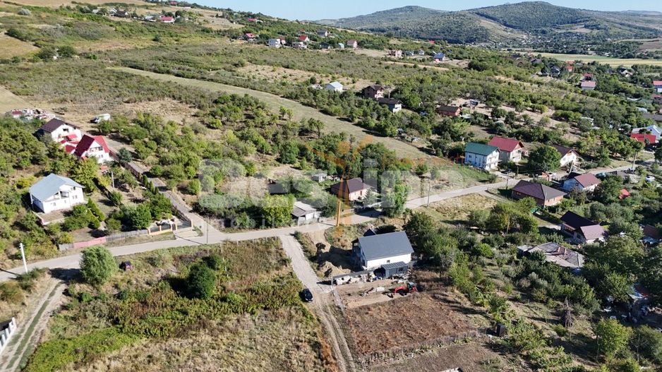 Casă nouă cu mansardă – teren 500 mp *Chicerea-Tomești - Poză 6