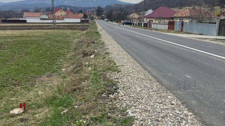 Vânzare teren 3145 mp – Mănăstirea Cașin, Onești - Poză 2