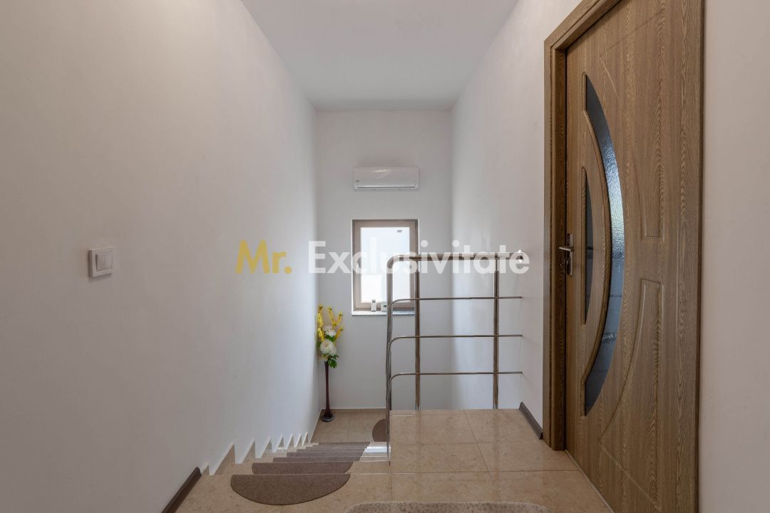 Casa Duplex la 5 pași de Pitești in Mosoaia! - Poză 9