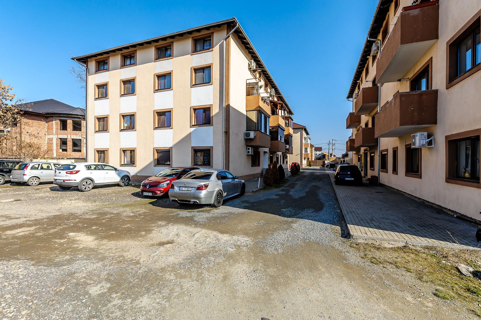 Apartament modern în bloc nou, 3 camere, Zonă liniștită, Pârneava - Poză 8