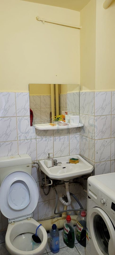 4 camere zona Casa Piratilor, 80 mp, decomandat - Poză 7