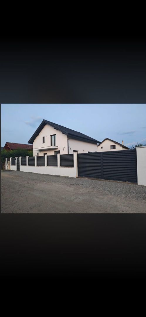Vand casa ORIZONT - Poză 1