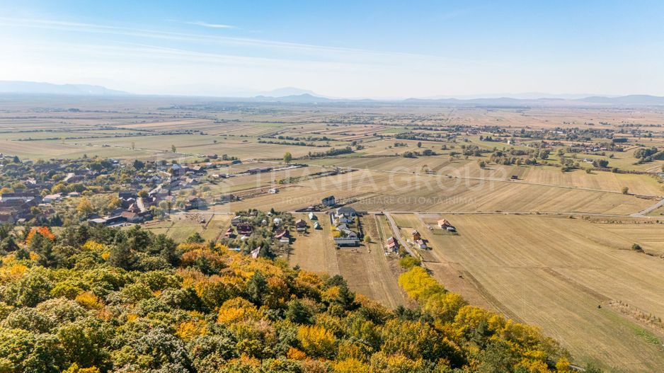 Casă 4 camere, garaj, foișor, grajd, 6000mp teren lângă padure - Poză 25