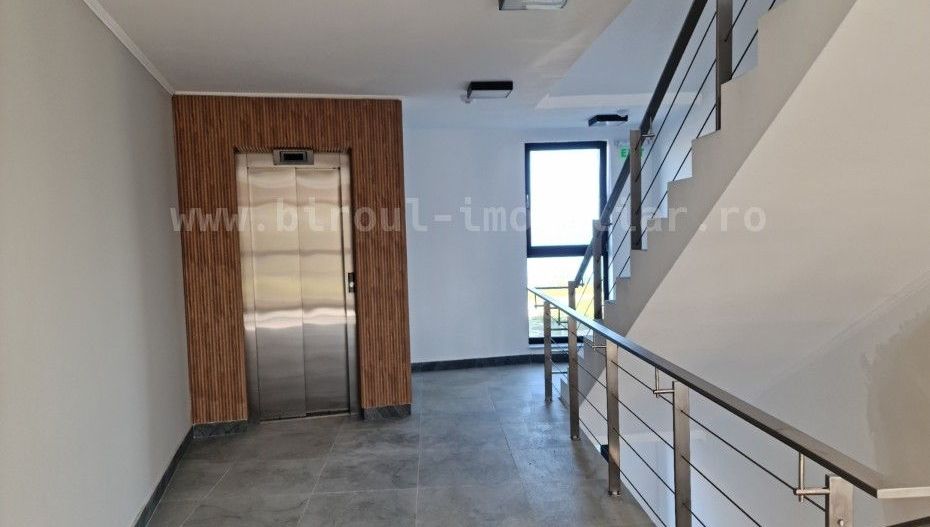 Apartament Spațios cu Vedere Frontală la Lacul Siutghiol și Mamaia - Poză 4
