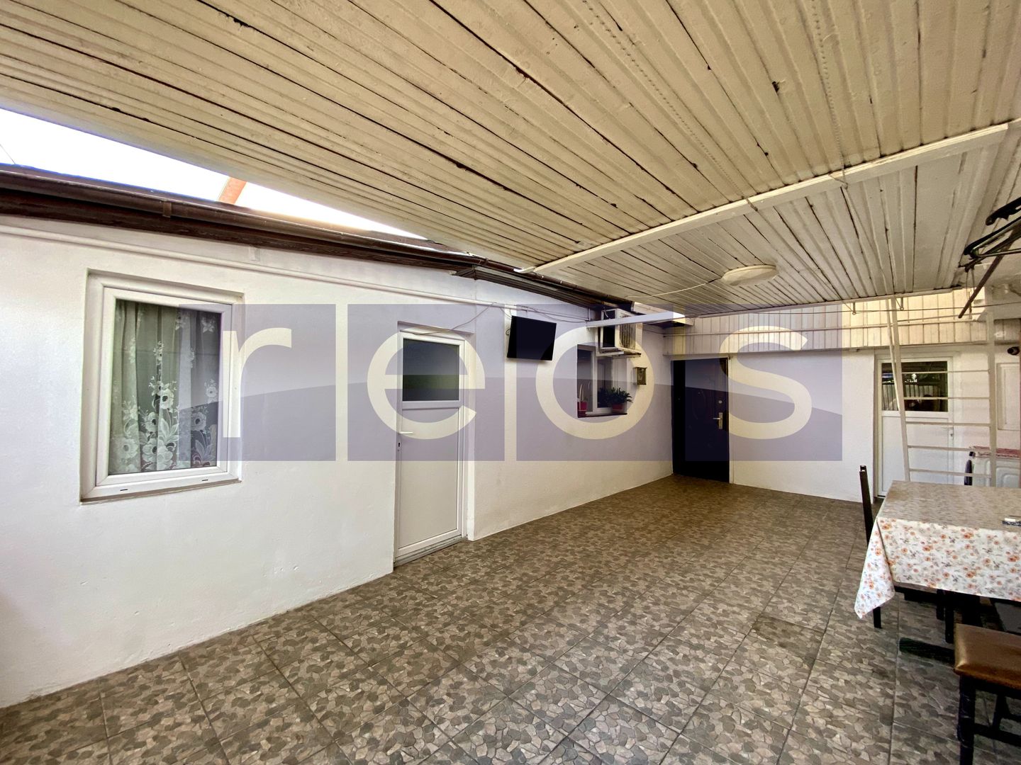 DE VANZARE CASA 4 CAMERE | 108 MP UTILI TERASA 13 MP TEREN 142 MP | PIATA RAHOVA - Poză 1