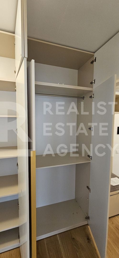 Apartament cu 3 camere de închiriat în Nusco City - Poză 10