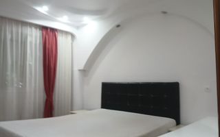 De inchiriat apartament cu 3 camere, I. C. Frimu, etaj 3, 450 euro - Poză 2