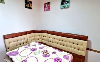 Ofer spre închiriere apartament 3 camere,2 bai, zona Lipovei, 400 euro/lună. - Poză 12