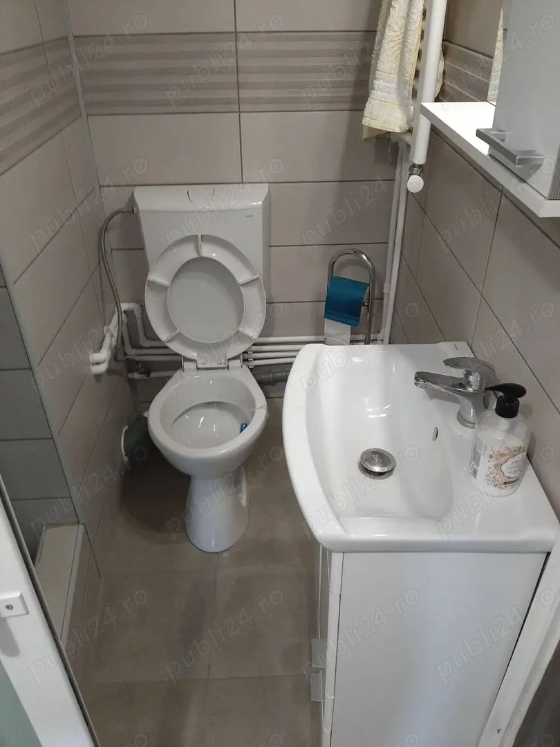 De închiriat apartament cu 1 cameră mobilat și utilat - Centru - Poză 3