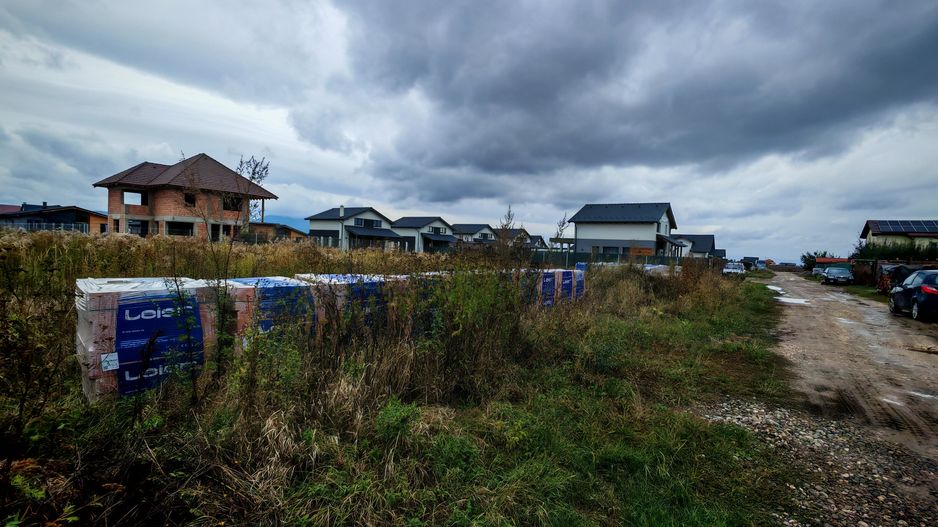 Teren intravilan 500 mp in loc.Cristian jud Brasov pret 58000 euro - Poză 4